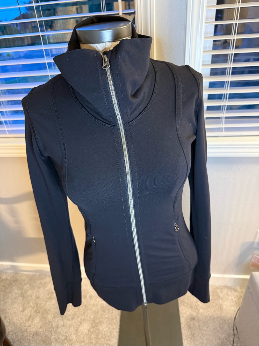 lululemon athletica Black Full-Zip Sculpt Jacket